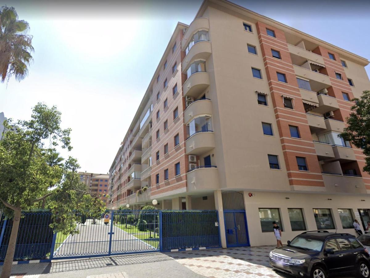 Holidays2Malaga Ayala 450 Mts From Beach & Terrace Dış mekan fotoğraf