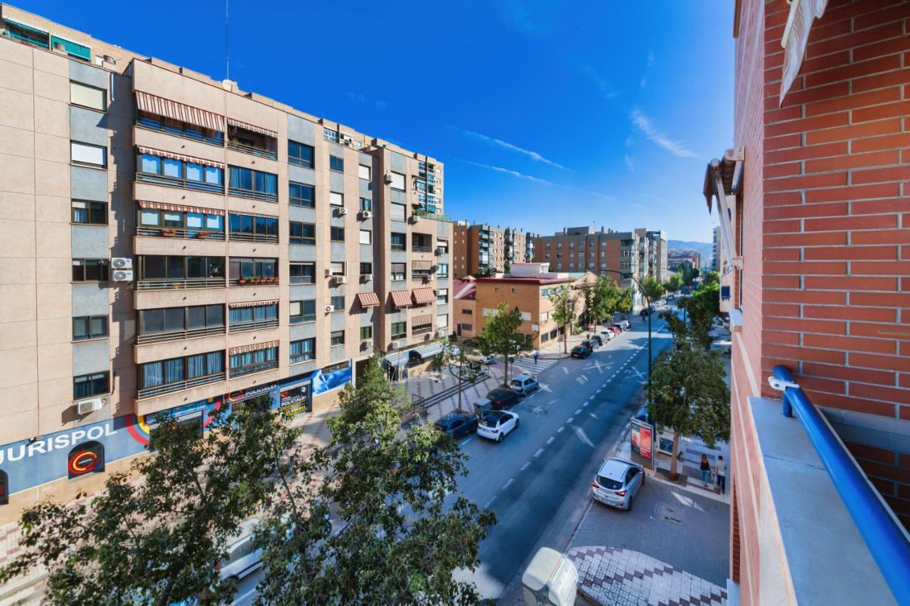 Holidays2Malaga Ayala 450 Mts From Beach & Terrace Dış mekan fotoğraf