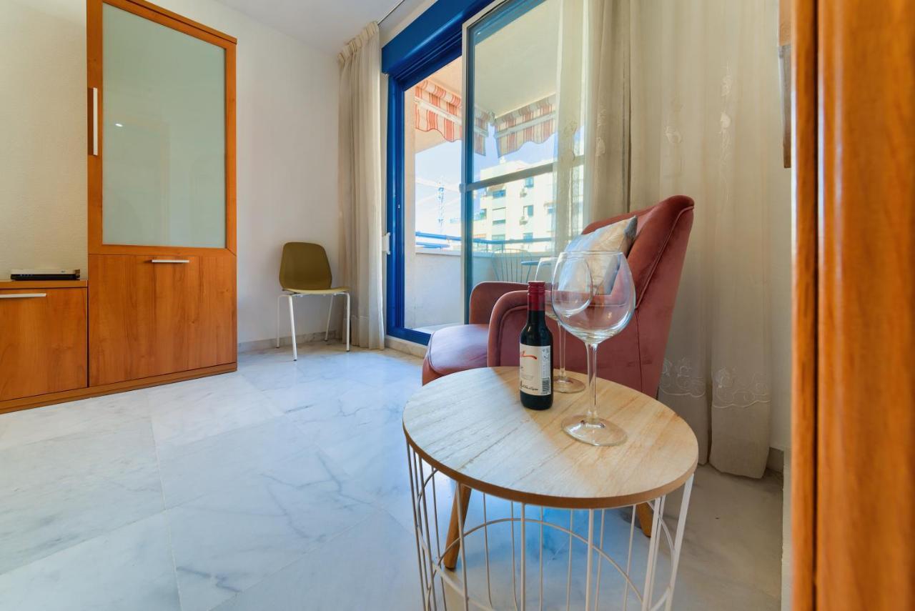 Holidays2Malaga Ayala 450 Mts From Beach & Terrace Dış mekan fotoğraf