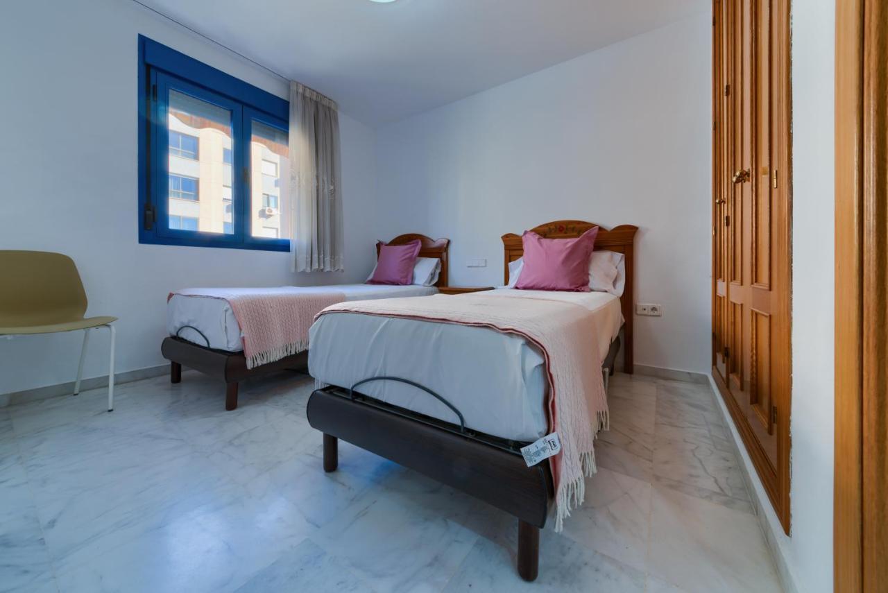 Holidays2Malaga Ayala 450 Mts From Beach & Terrace Dış mekan fotoğraf